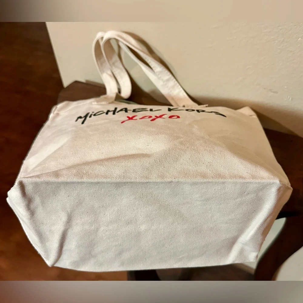 Michael Kors XOXO Canvas Tote Bag – Cream; New Without Tags - Picture 5 of 7